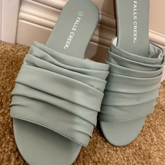 Slide Sandals - Picture 3 of 4